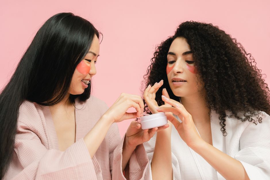 Beauty Products Expiration Date: Your Skincare Shelf Is Lying to You: How to Read Beauty Product Expiration Date